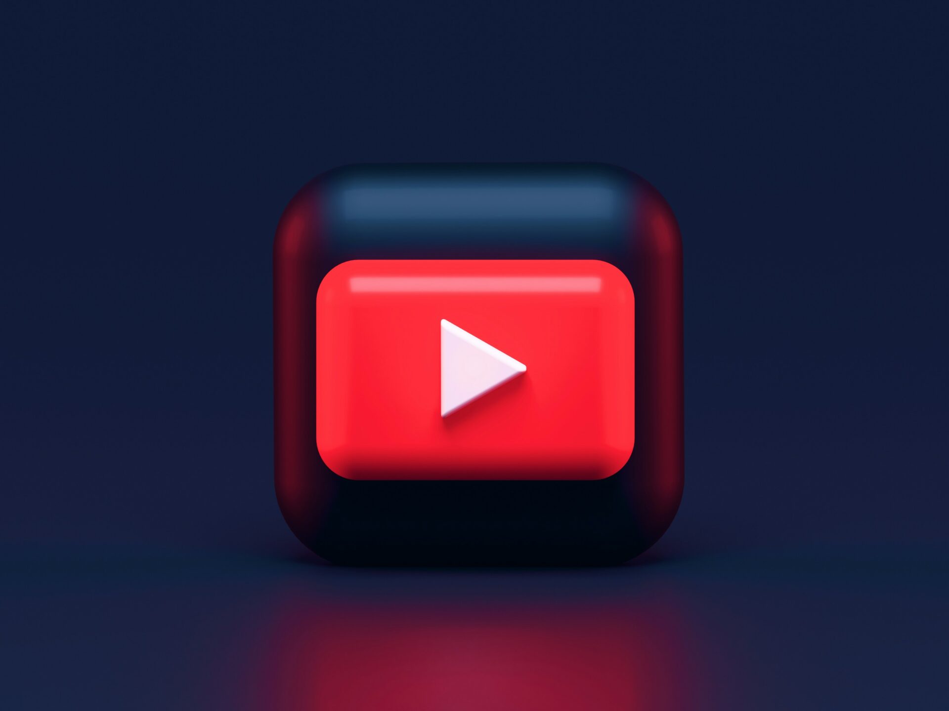 alexander-shatov-niUkImZcSP8-unsplash YouTube'da Videolarınızı Optimize Etme