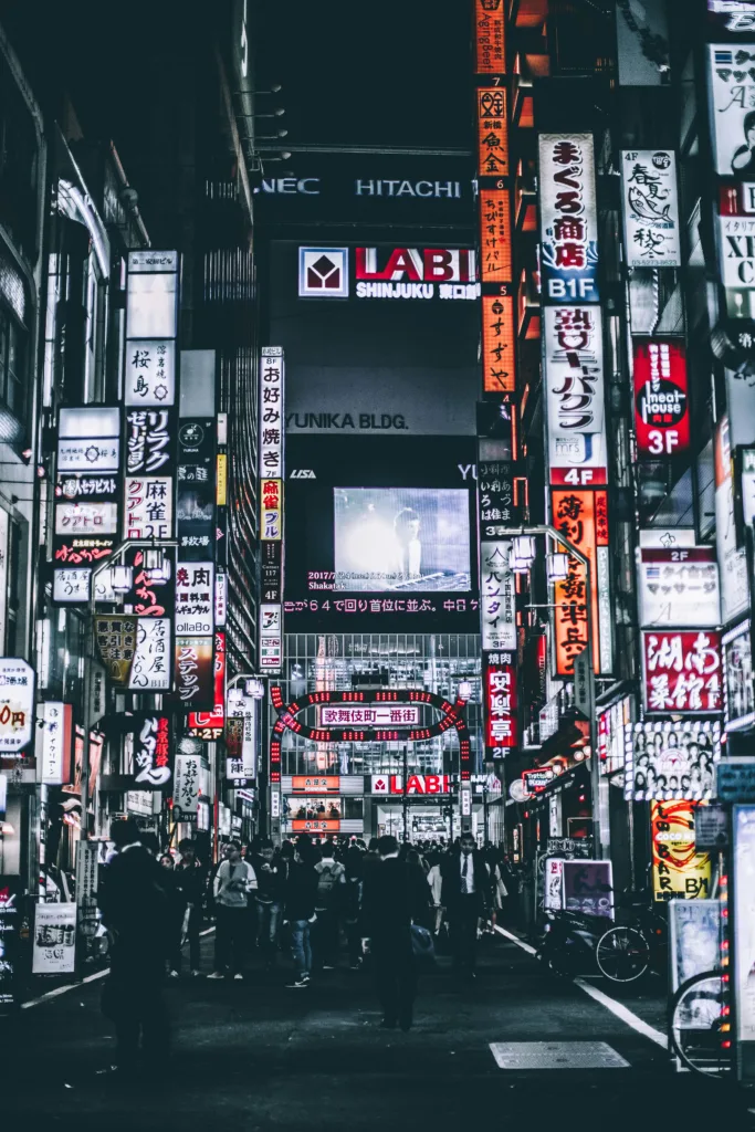 andre-benz-FPyGfMHXWZU-unsplash-683x1024 Japonya Hakkında 10 İlginç Bilgi