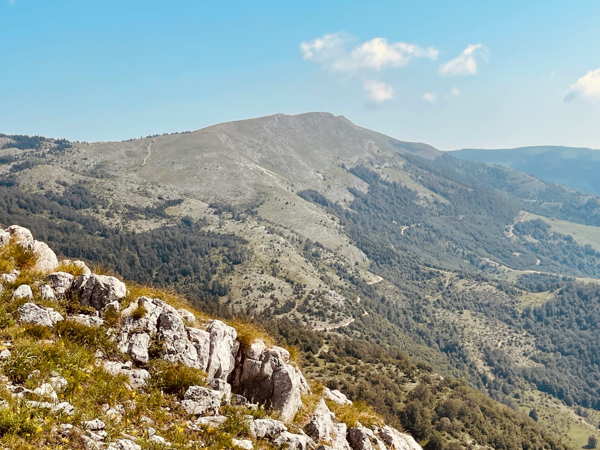 bence-buduczki-dqAUtIDkOC0-unsplash Türk Pasaportu ile Vizesiz Seyahat Edebileceğiniz 10 Ülke